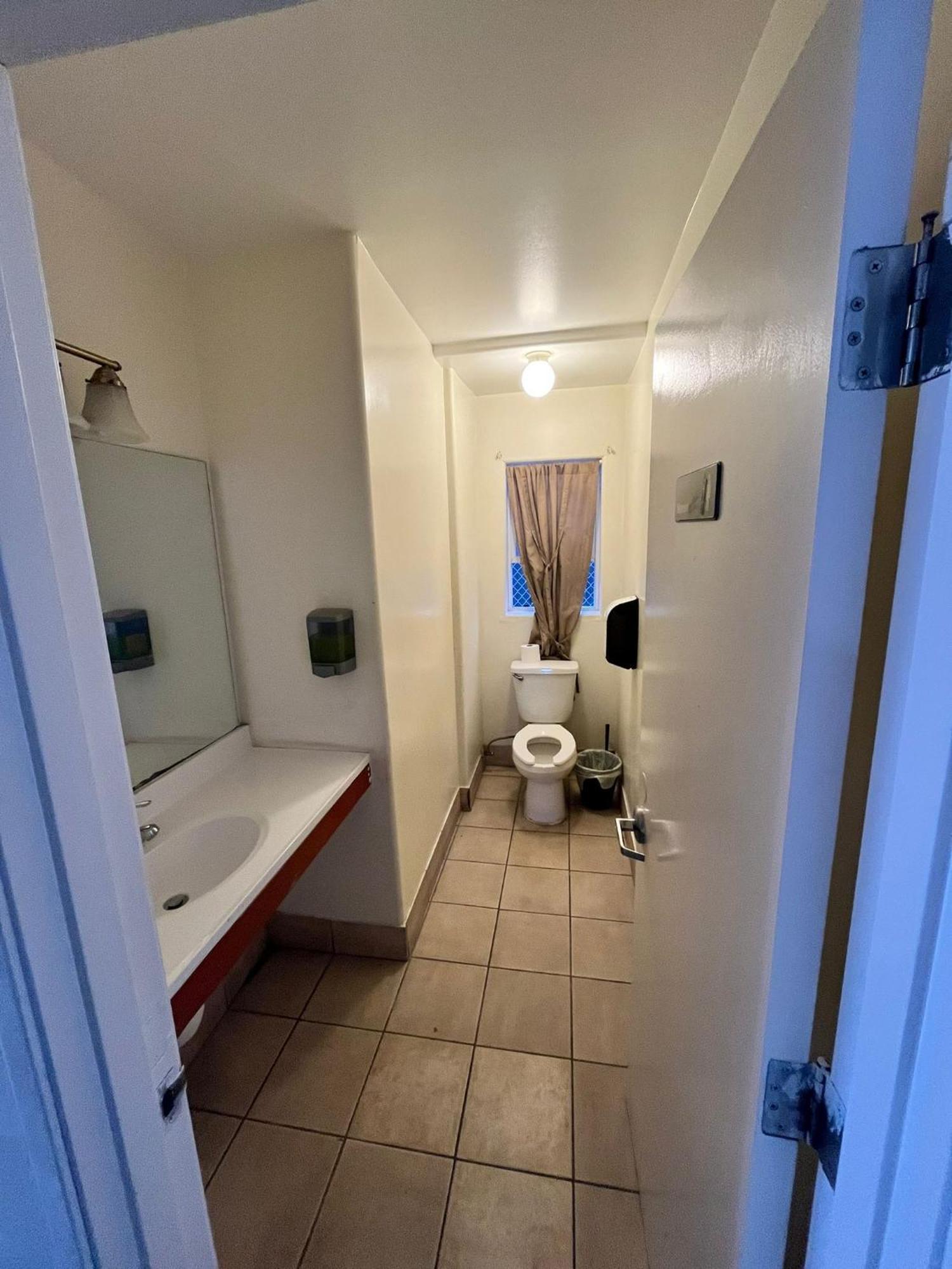 Van Nuys Homes For The Soul Λος Άντζελες Εξωτερικό φωτογραφία